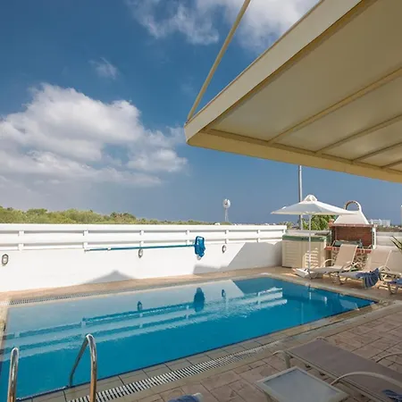 Rent Your Dream Holiday And Look Forward To Relaxing Beside Your Private Pool Paralimni 1323 Villa Protaras